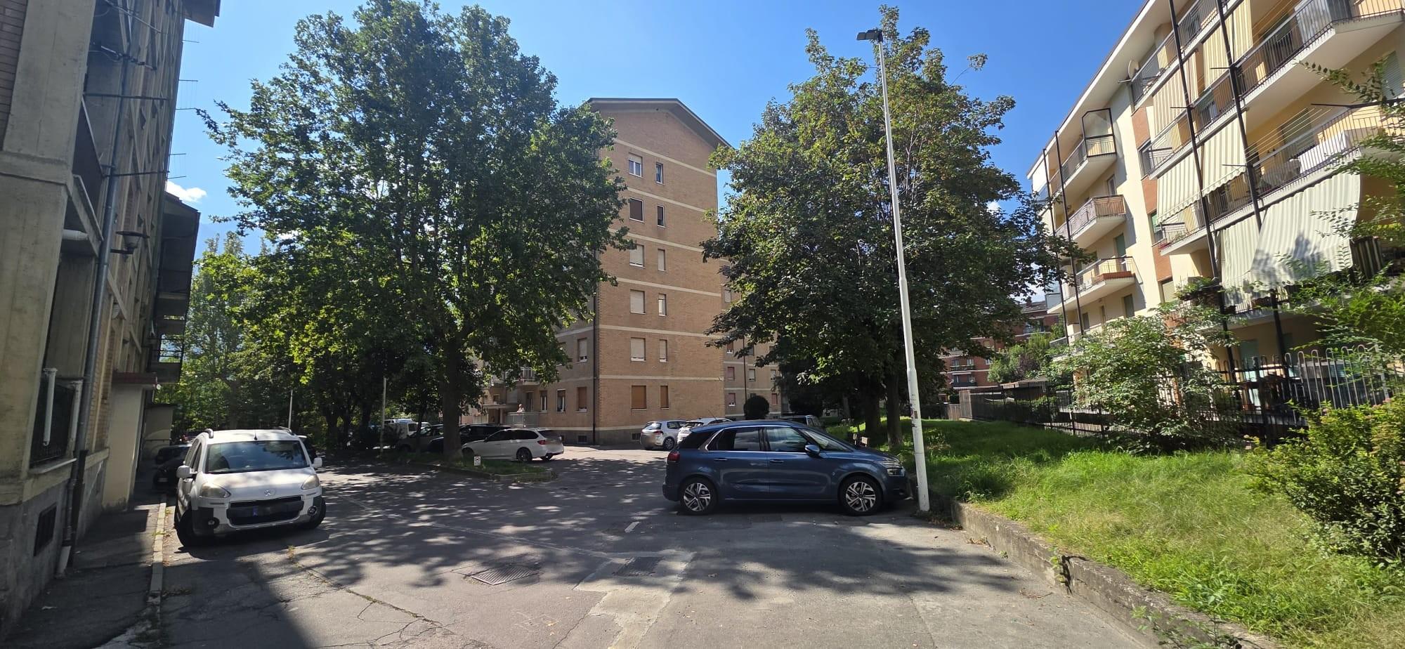 Appartamento al Quinto Piano Aosta viale Europa - Immagine# 1