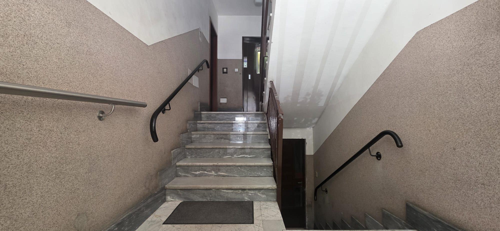 Appartamento al Quinto Piano Aosta viale Europa - Immagine# 4